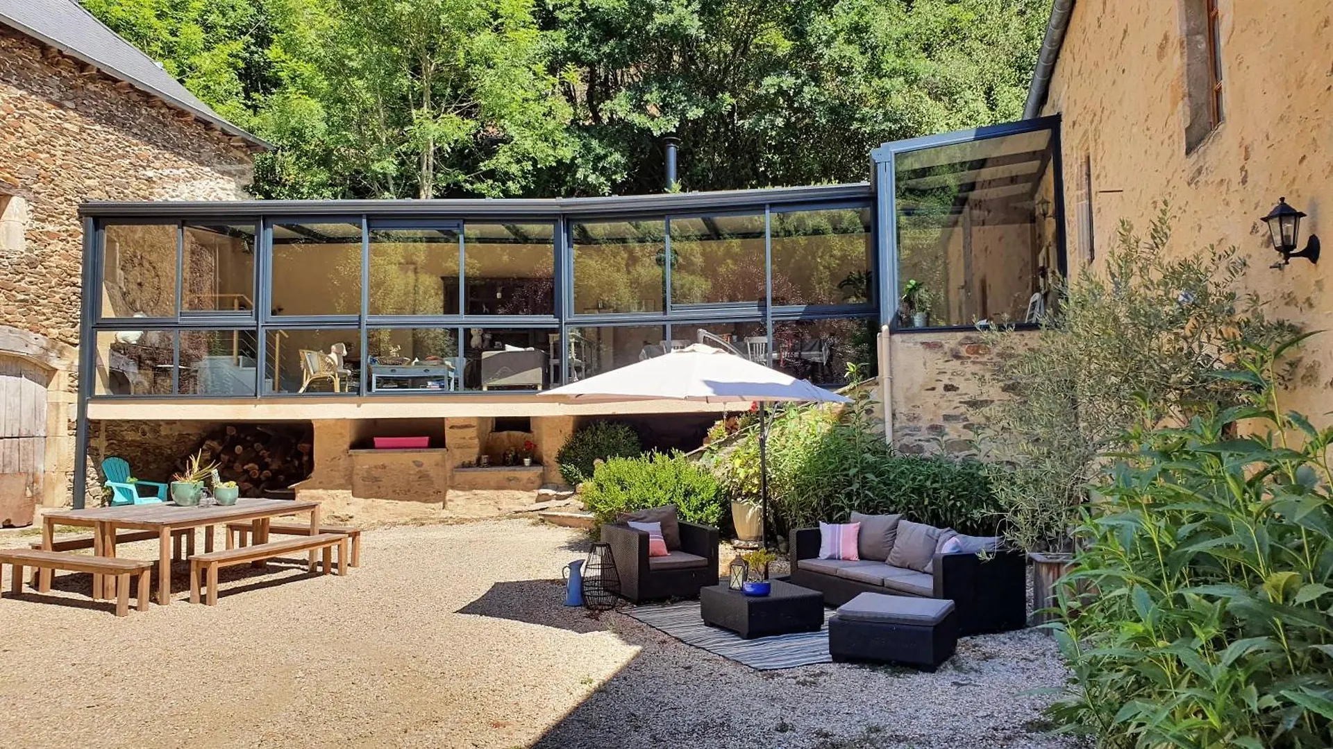 La Ferme Des Andes Bed & Breakfast Quins France